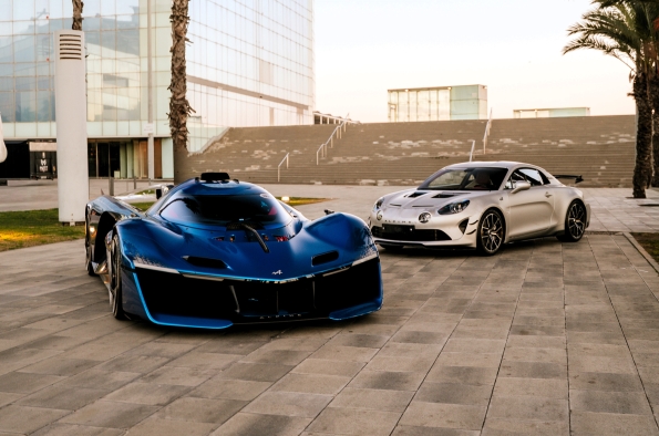 FOOT TO THE ACCELERATOR, AS ALPINE PREPARES TO LAUNCH THE STRONGEST AND MOST INNOVATIVE PRODUCT RANGE IN ITS HISTORY