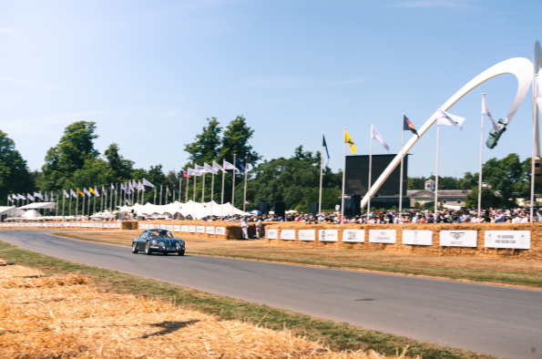 Alpine A110 FUTURE conquers Goodwood Hill on global debut